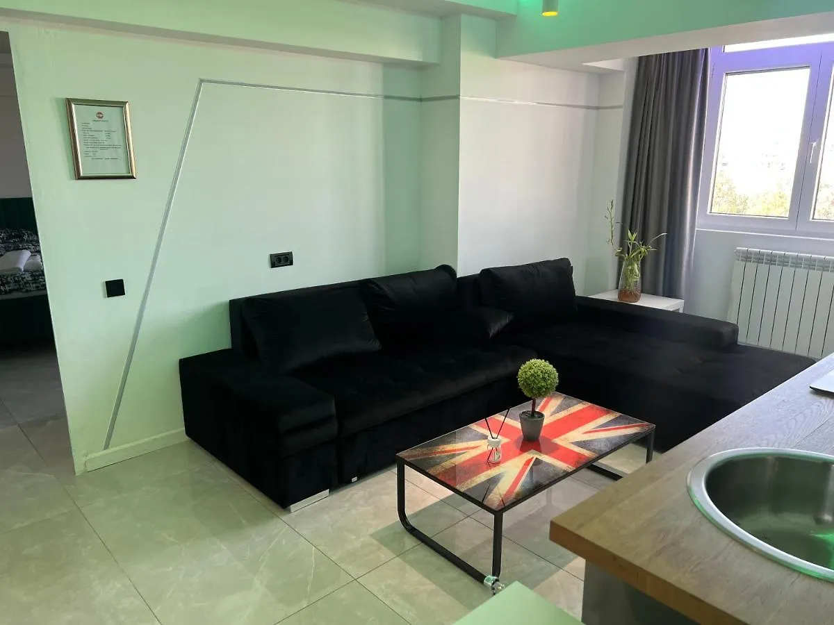 Penthouse Complex Apartment Bucureşti