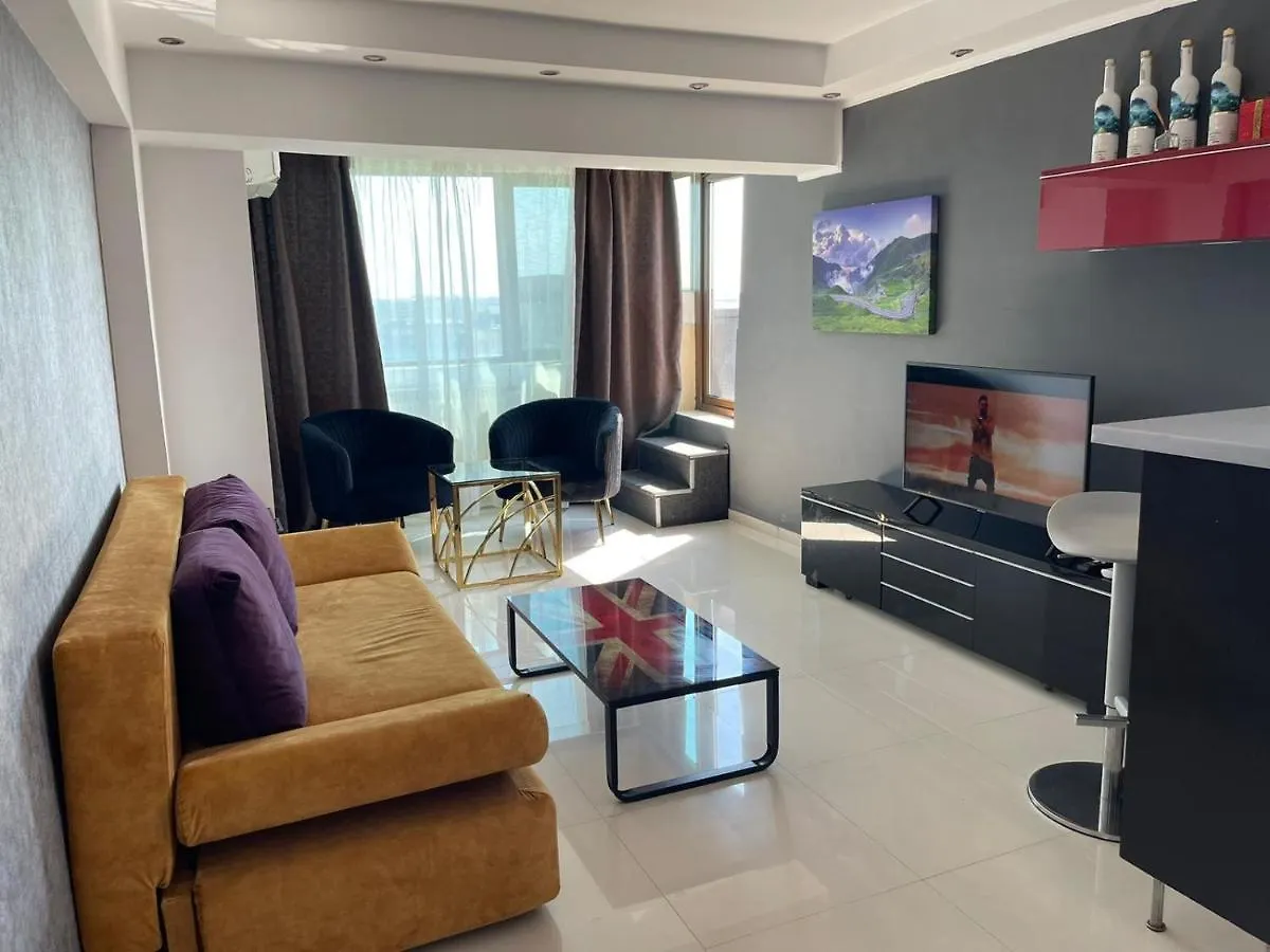 Penthouse Complex 5 Apartments 布加勒斯特