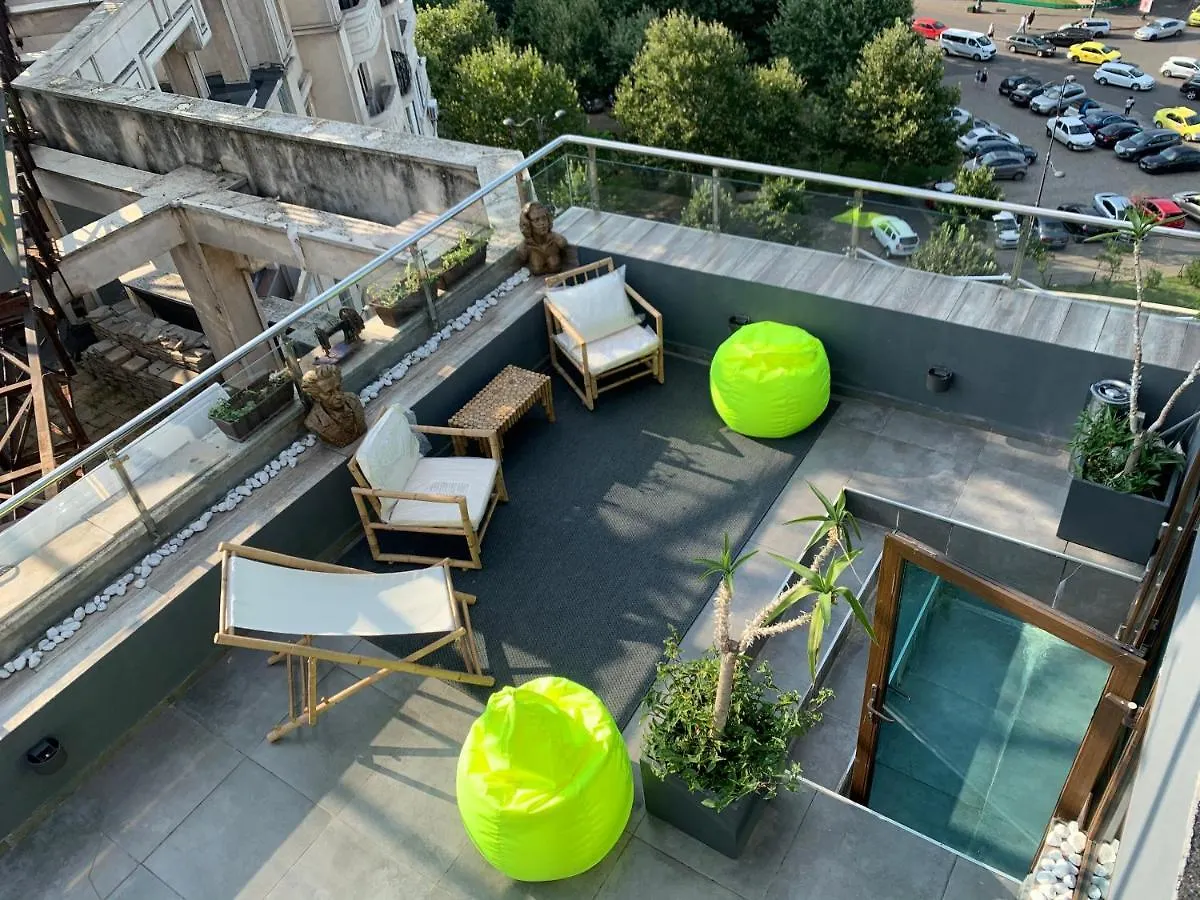 Penthouse Complex 5 Apartments Бухарест