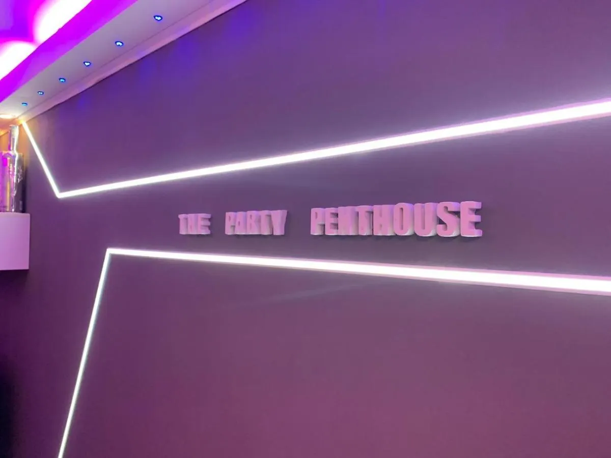 Penthouse Complex 5 Apartments Бухарест