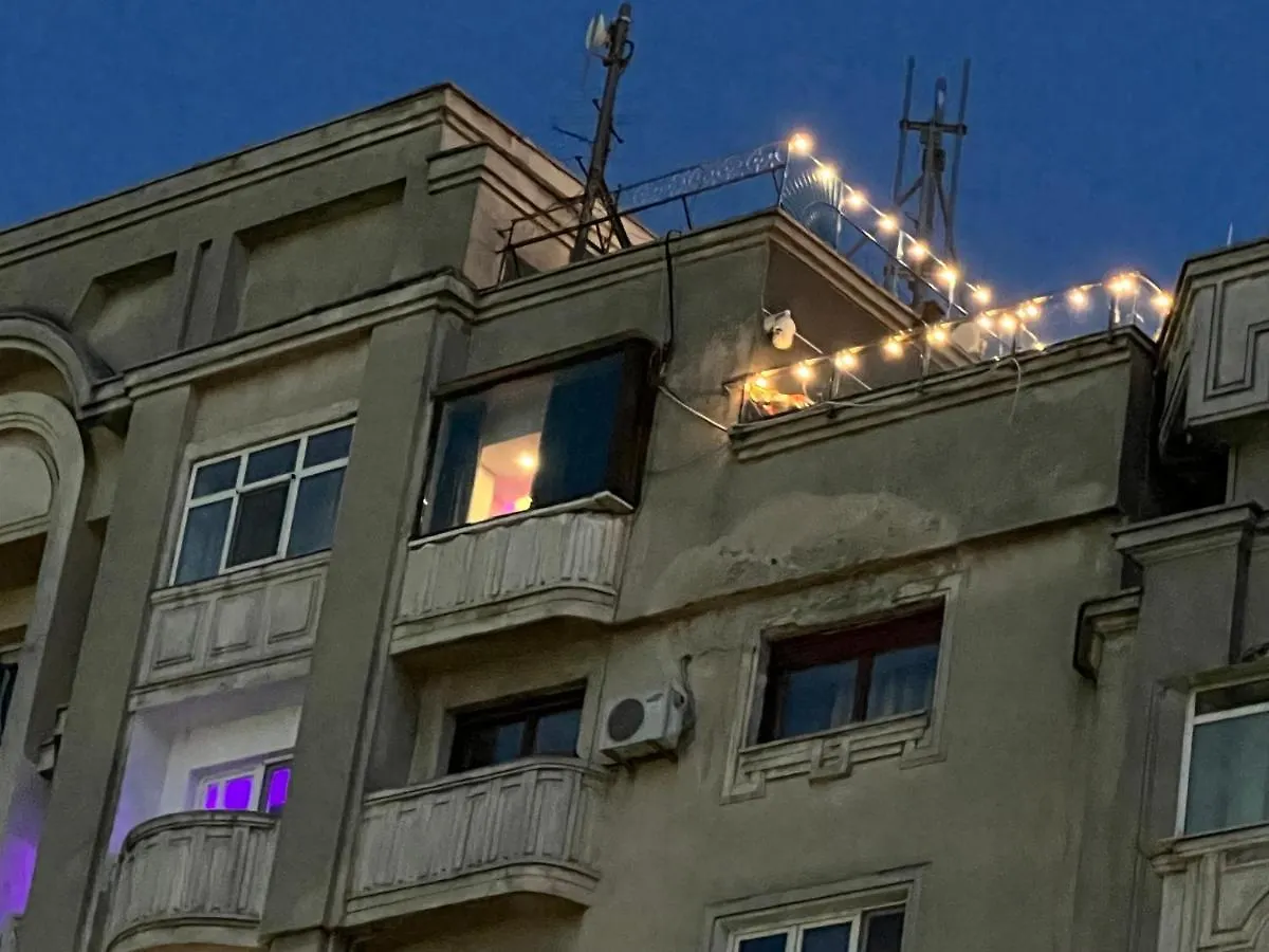 Penthouse Complex 5 Apartments Бухарест